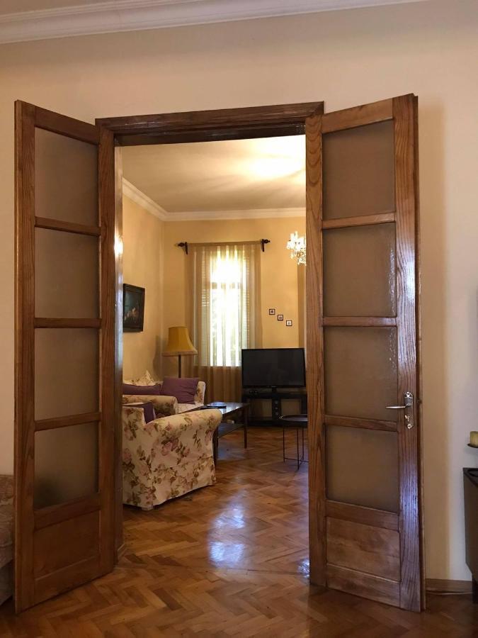 Marinas Guesthouse Кобулети Екстериор снимка