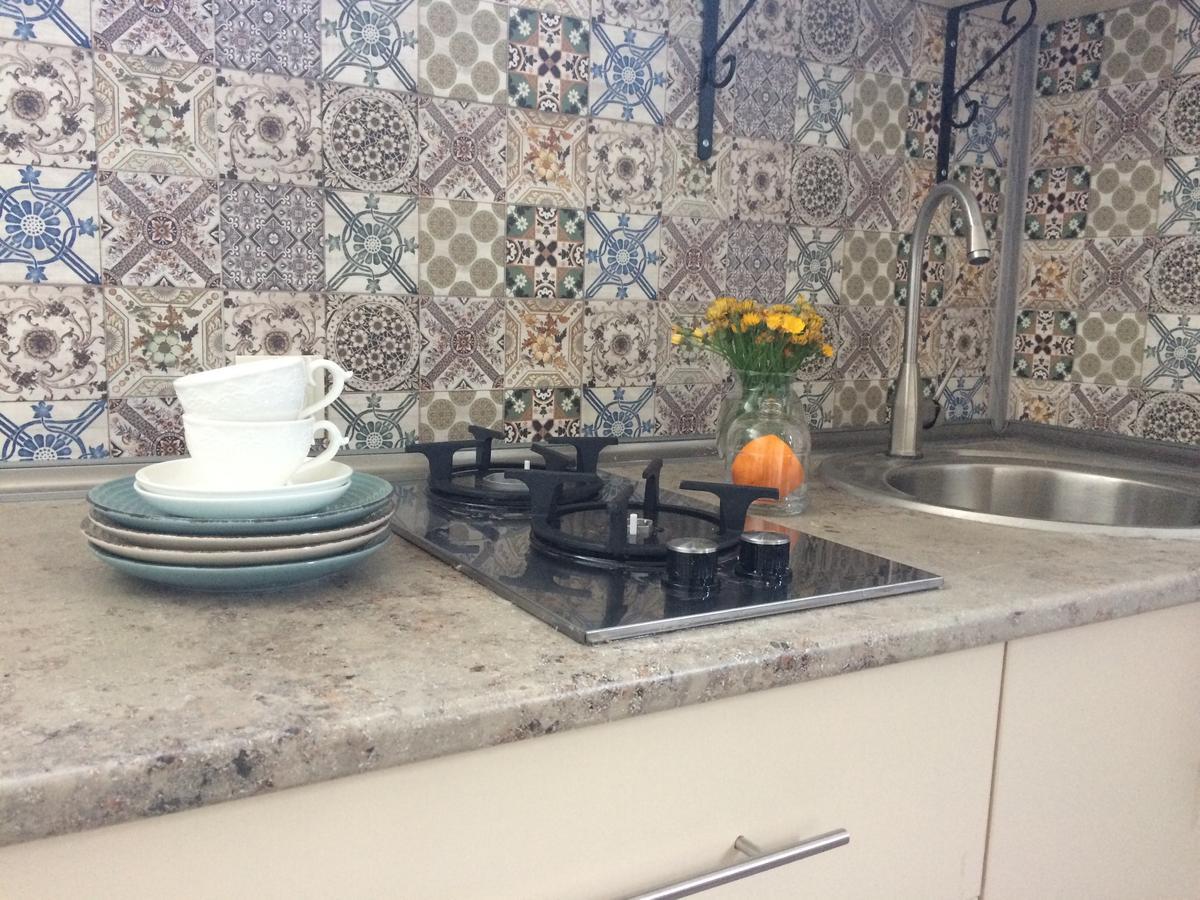 Marinas Guesthouse Кобулети Екстериор снимка