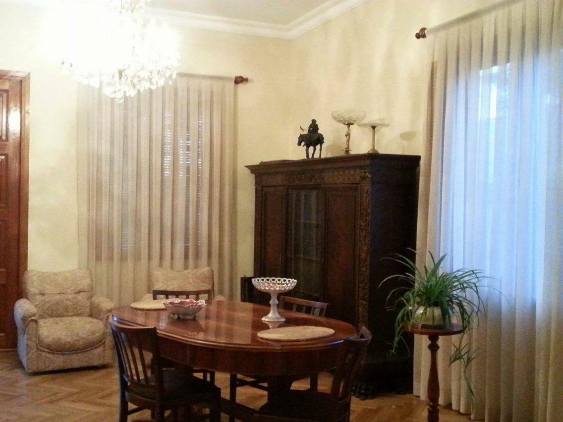 Marinas Guesthouse Кобулети Екстериор снимка